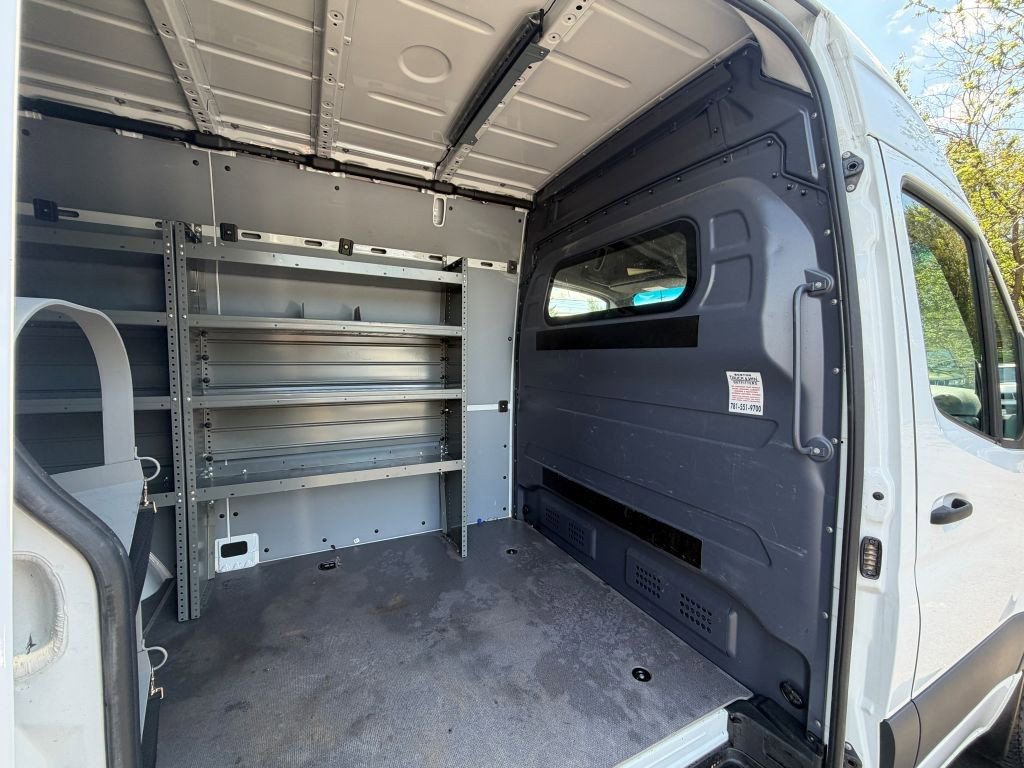 Used 2023 Mercedes-Benz Sprinter 2500 w/ Acoustic Package image 5