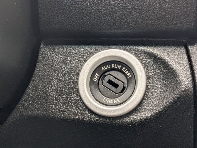 Used 2022 RAM 1500 Classic SLT image 27