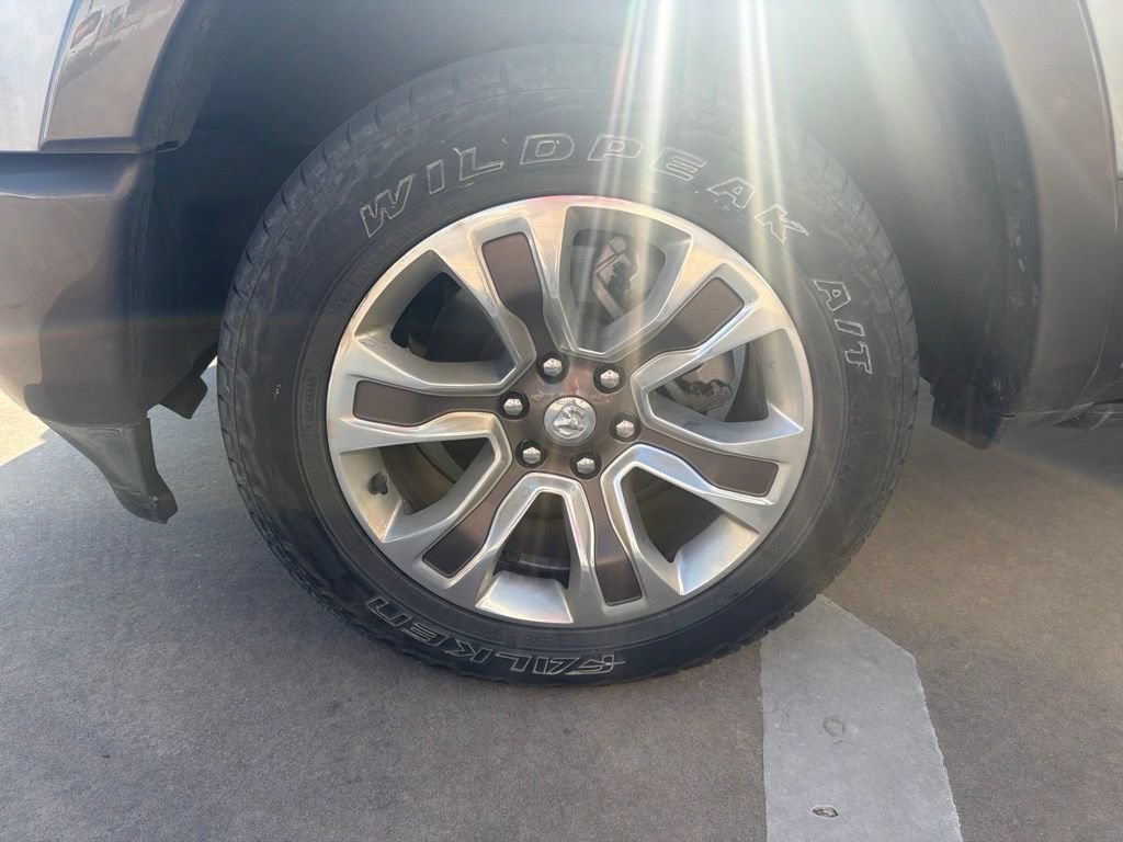 Used 2021 RAM 1500 Limited AWD/4WD image 9