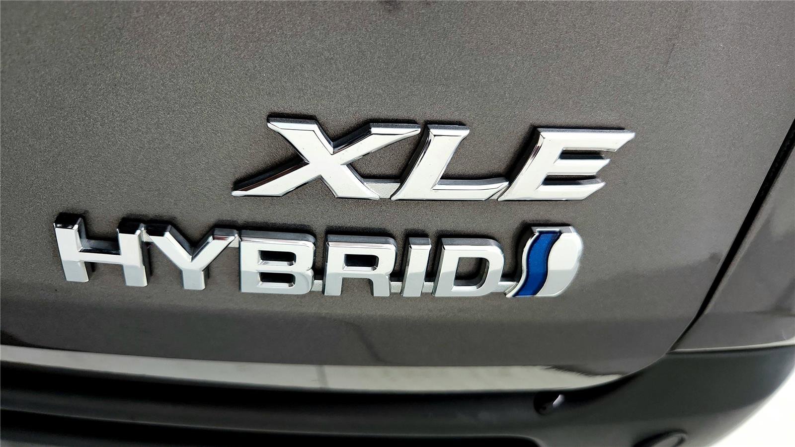 Used 2024 Toyota Sienna XLE image 14