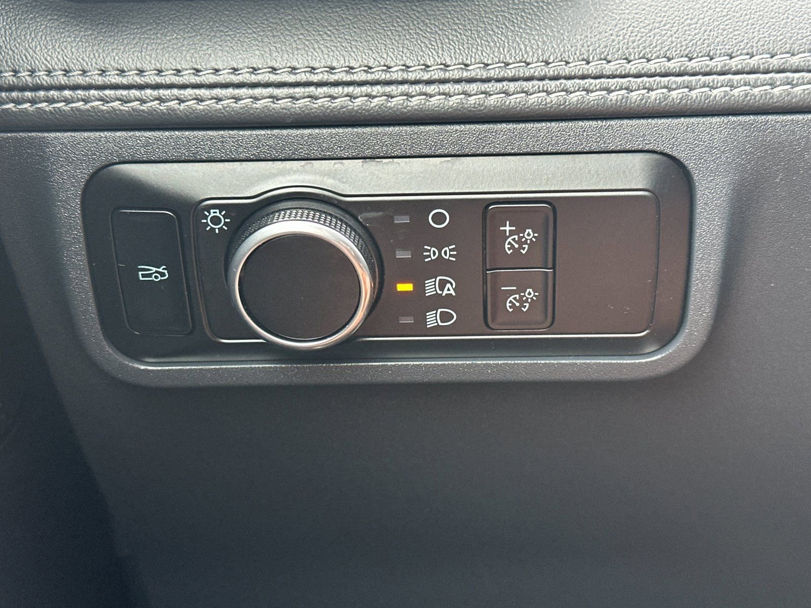Used 2024 Ford Mustang GT Premium image 31