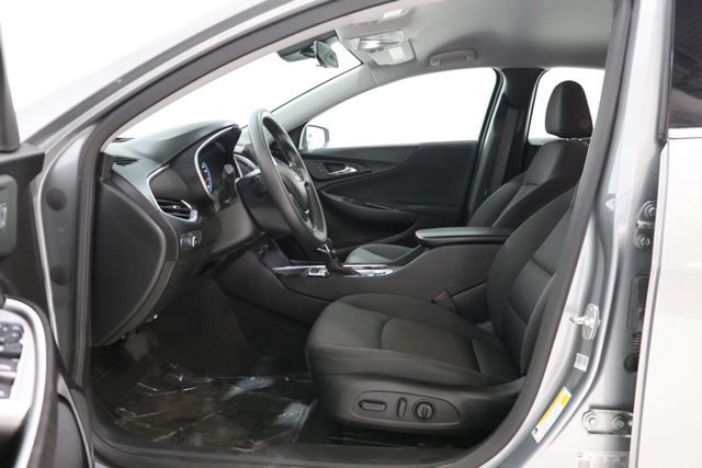 Used 2025 Chevrolet Malibu LT FWD image 15