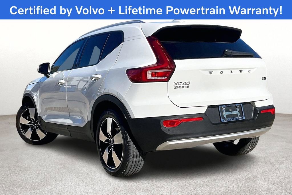 Used 2020 Volvo XC40 T5 Momentum w/ Protection Package Premier image 16