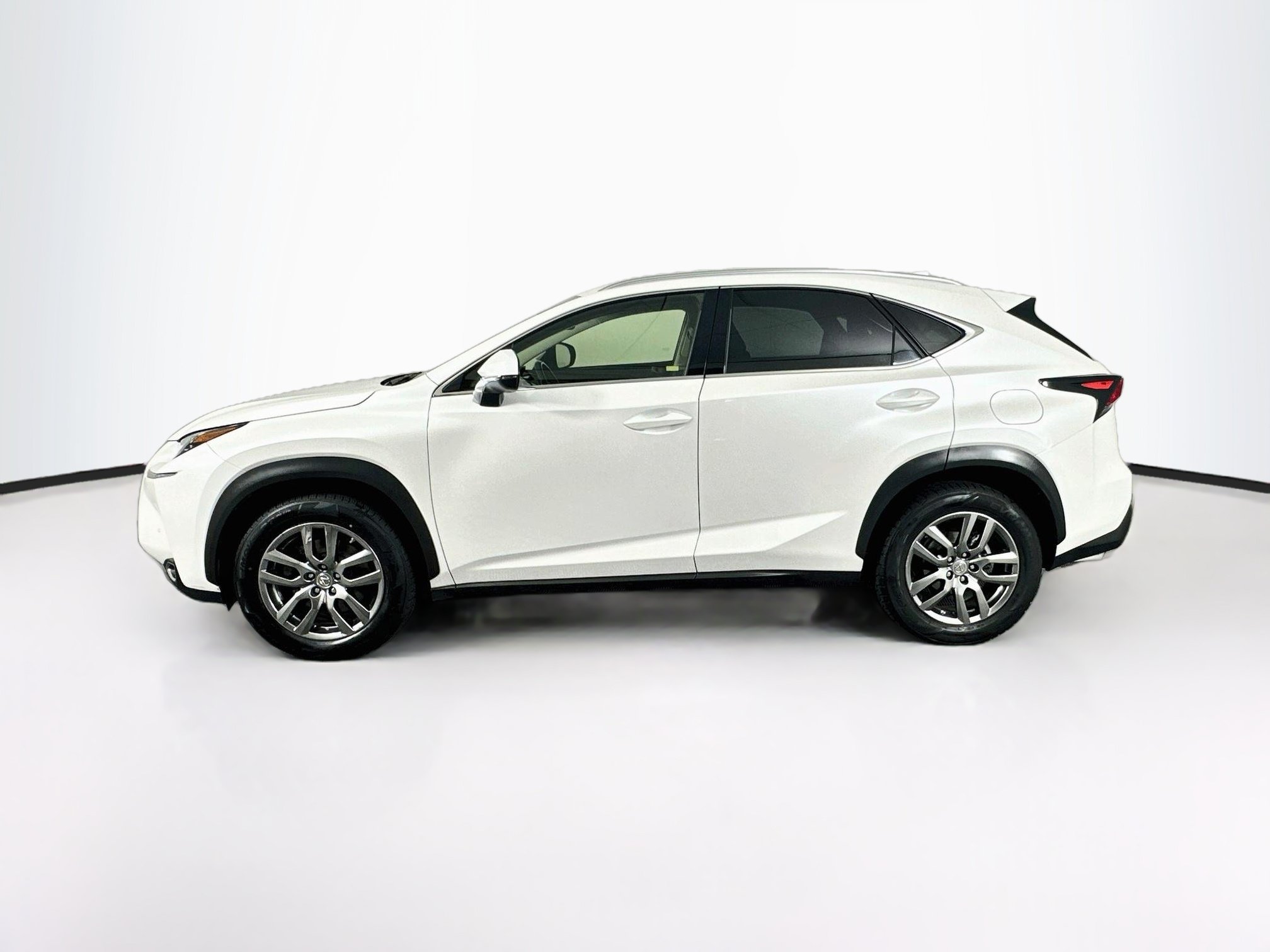 Used 2015 Lexus NX 200t AWD w/ Premium Package image 4