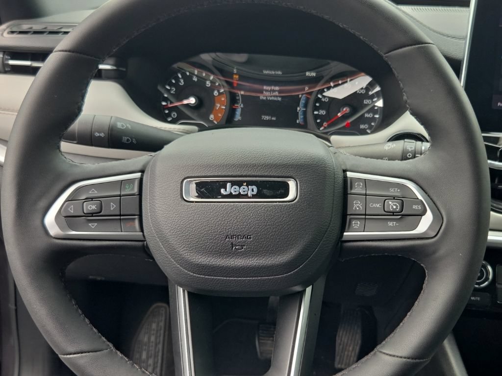 Used 2024 Jeep Compass Limited AWD/4WD image 27