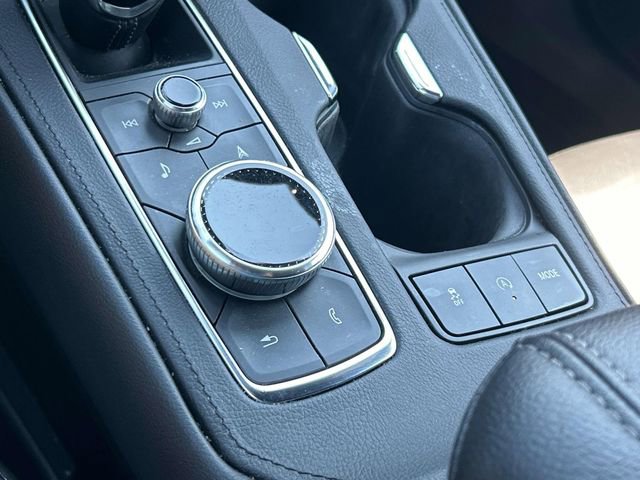 Used 2023 Cadillac XT4 Premium Luxury w/ Technology Package FWD image 38