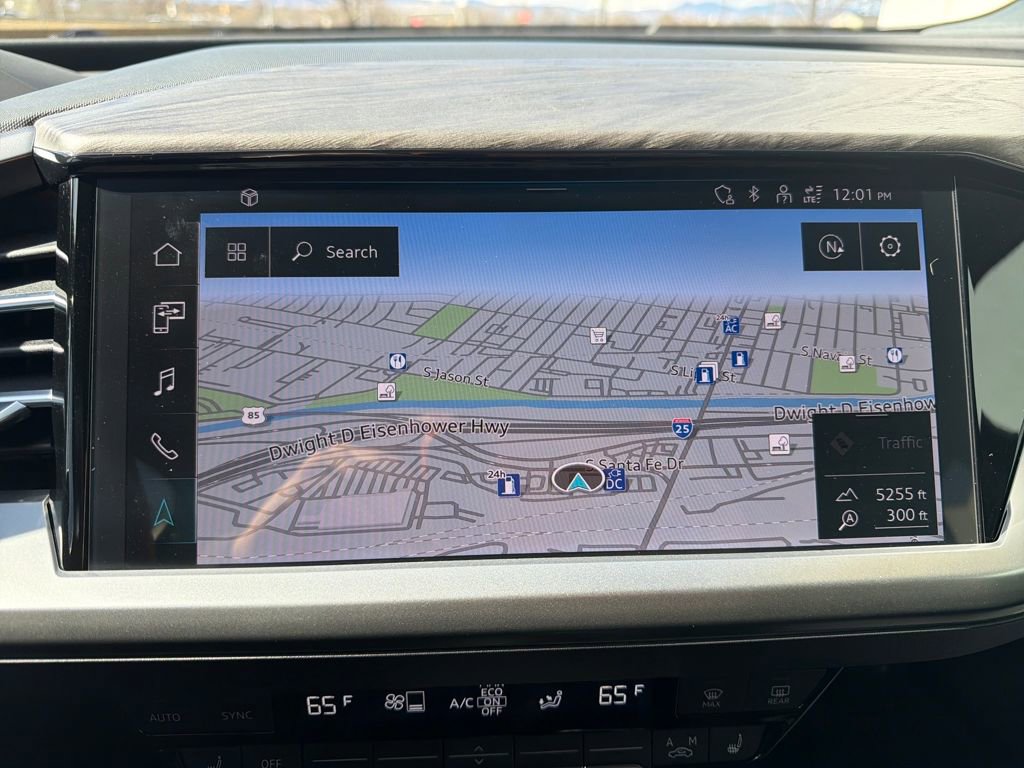 Used 2024 Audi Q4 e-tron Premium Plus image 21