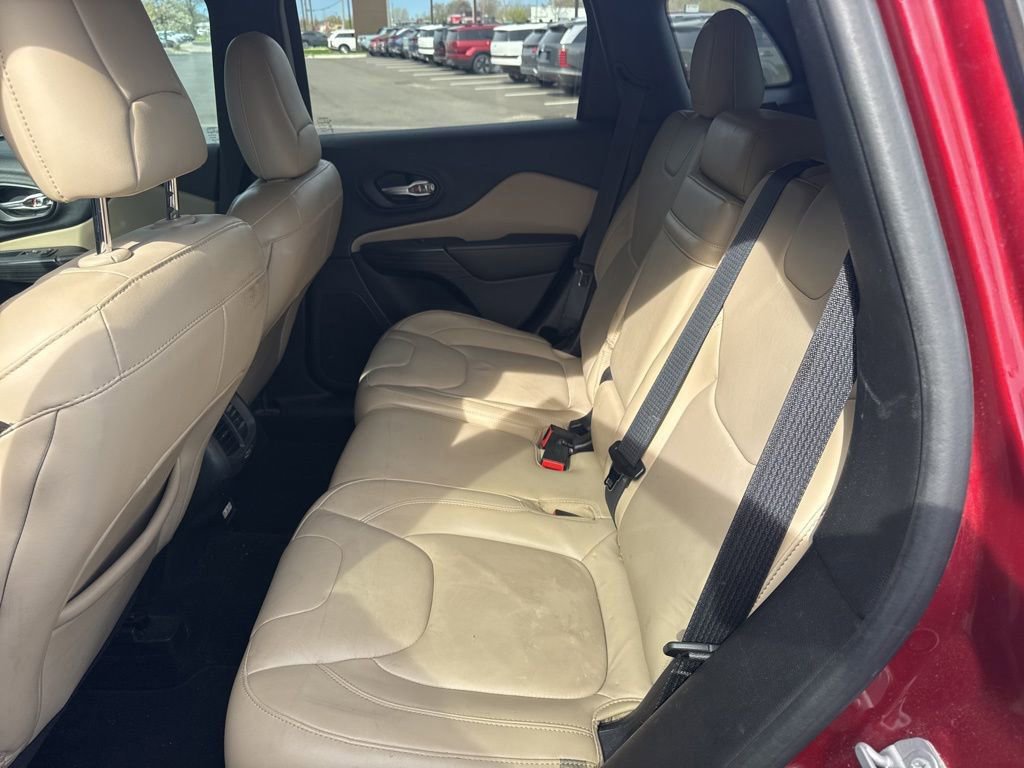 Used 2016 Jeep Cherokee Limited FWD image 4