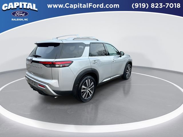 Used 2022 Nissan Pathfinder Platinum w/ Cargo Package AWD/4WD image 8