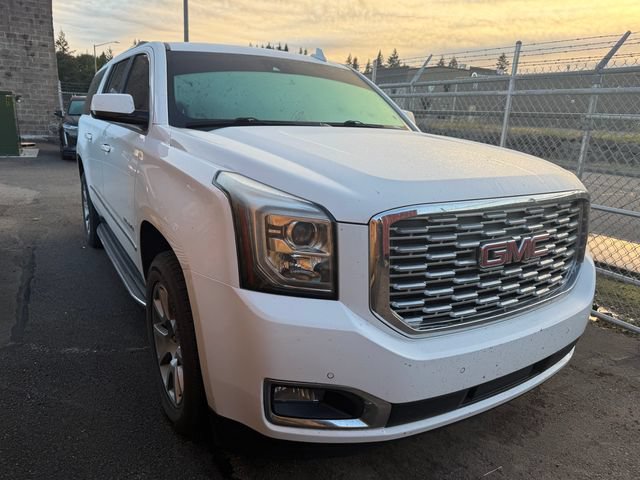 Used 2020 GMC Yukon XL Denali RWD image 2