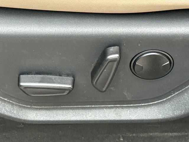 Used 2022 Ford Expedition XLT RWD image 16