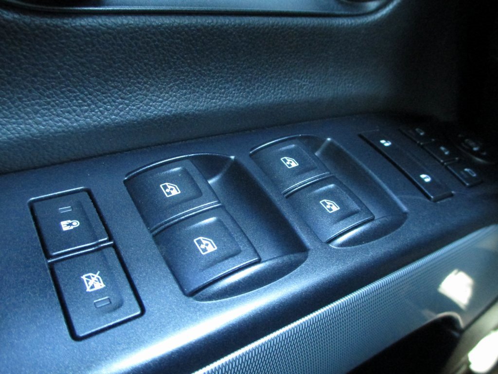 Used 2015 Chevrolet Silverado 1500 LTZ Z71 w/ Midnight Edition image 27