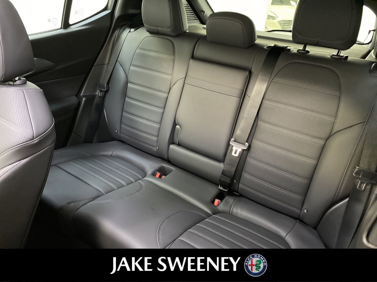 New 2024 Alfa Romeo Tonale Veloce image 12