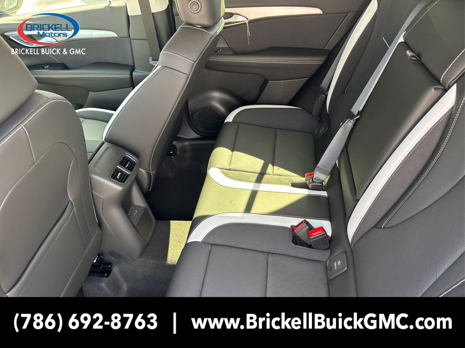 New 2025 Buick Envision Sport Touring image 10