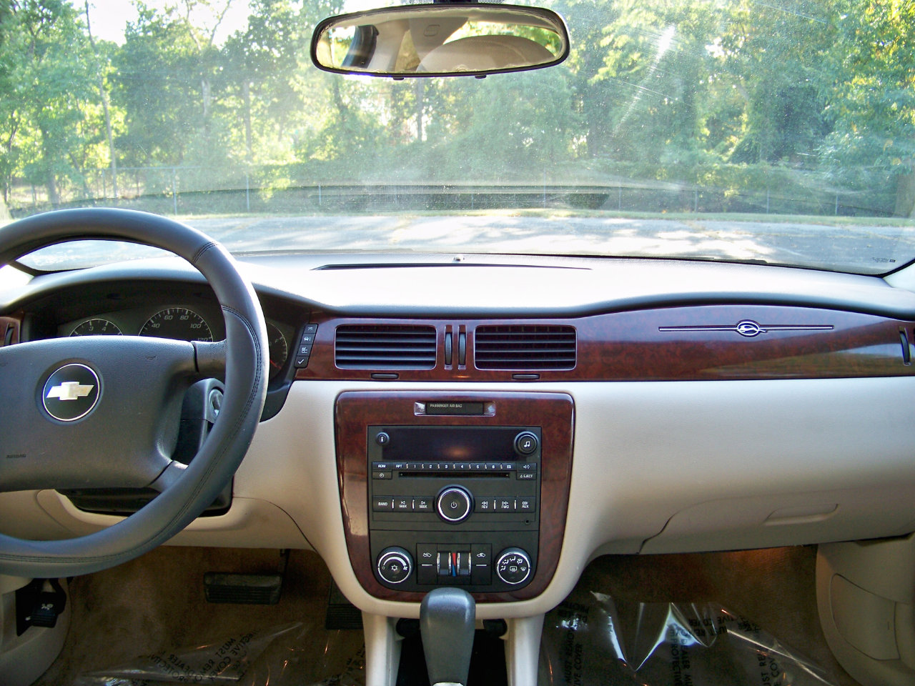 Used 2009 Chevrolet Impala LT image 20
