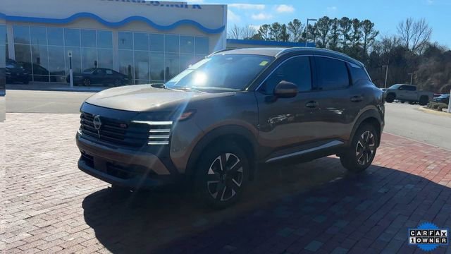 Used 2025 Nissan Kicks SR w/ Interior Electronics Package image 7