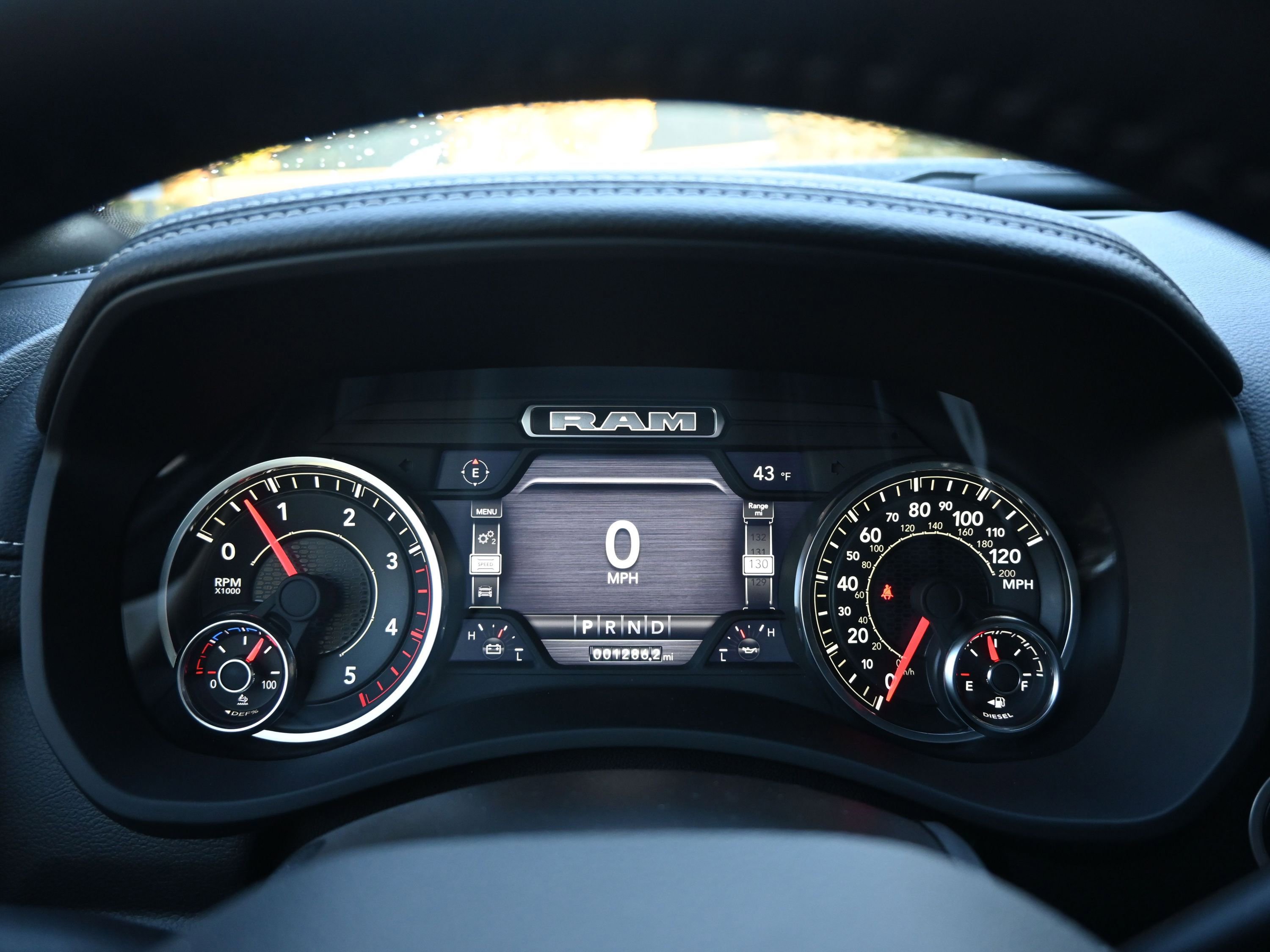 Used 2024 RAM 3500 Laramie w/ Night Edition image 31