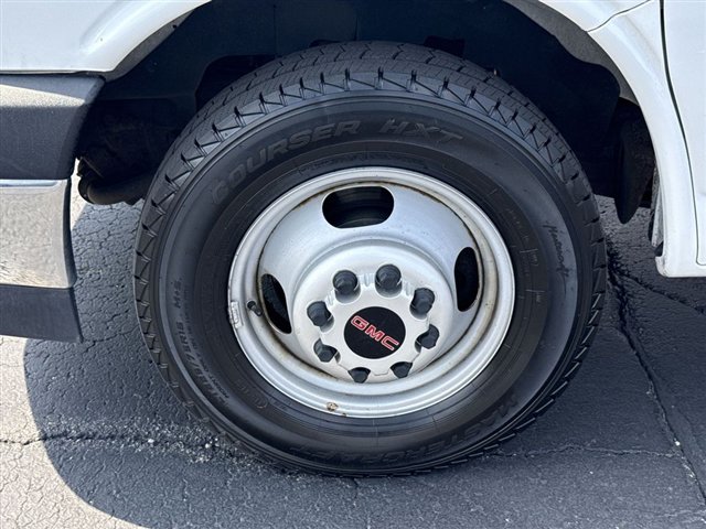 Used 2019 GMC Savana 3500 w/ Power Convenience Package RWD image 26