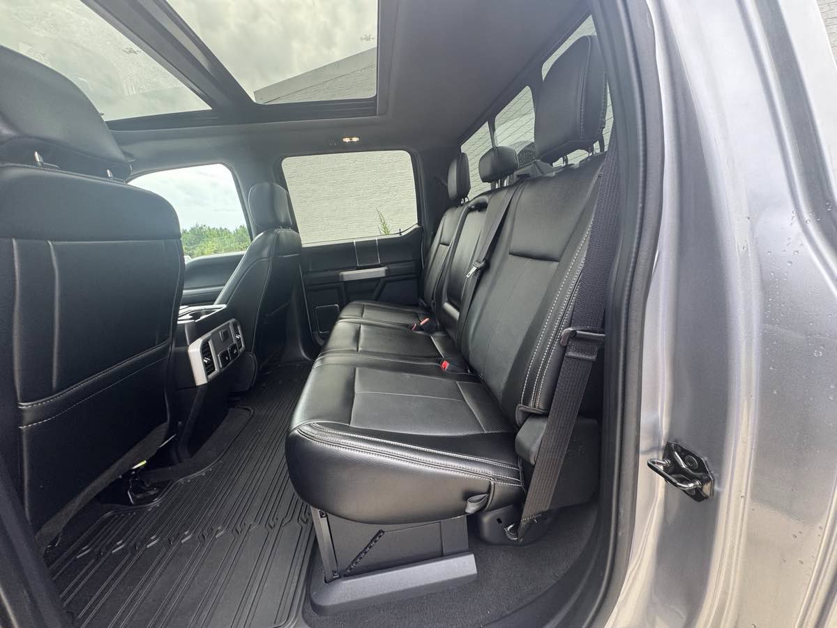 Used 2021 Ford F250 Lariat w/ Lariat Ultimate Package AWD/4WD image 8