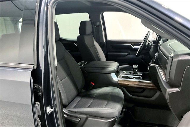 Used 2024 GMC Sierra 1500 Elevation image 29