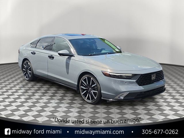 Used 2024 Honda Accord Touring image 1