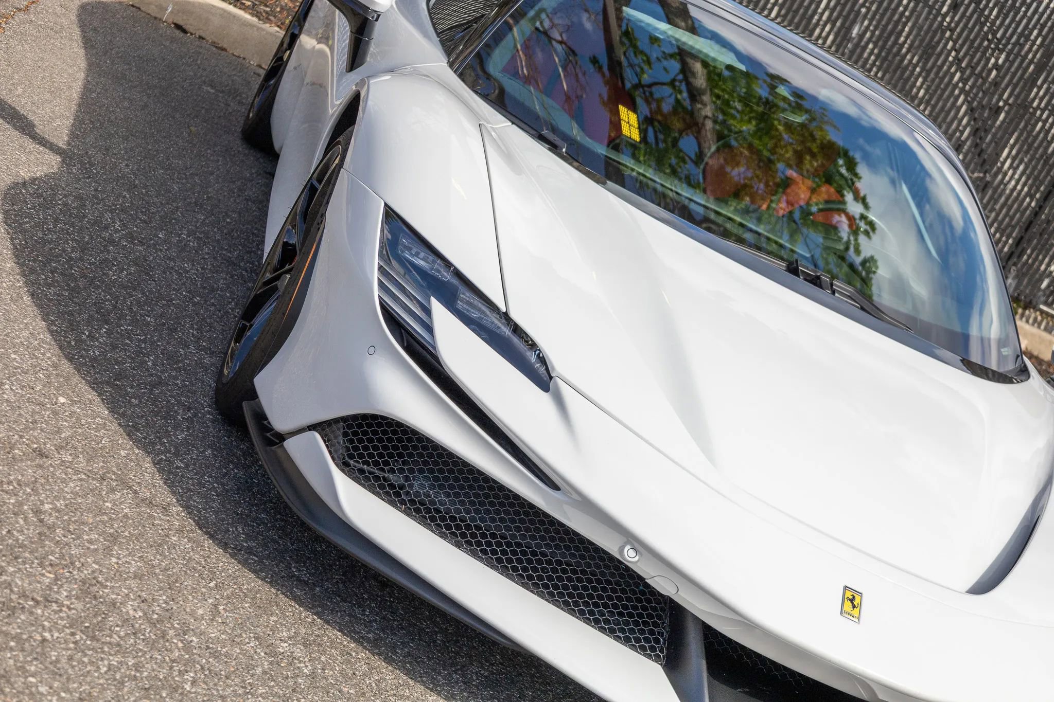 Used 2025 Ferrari SF90 Spider image 22