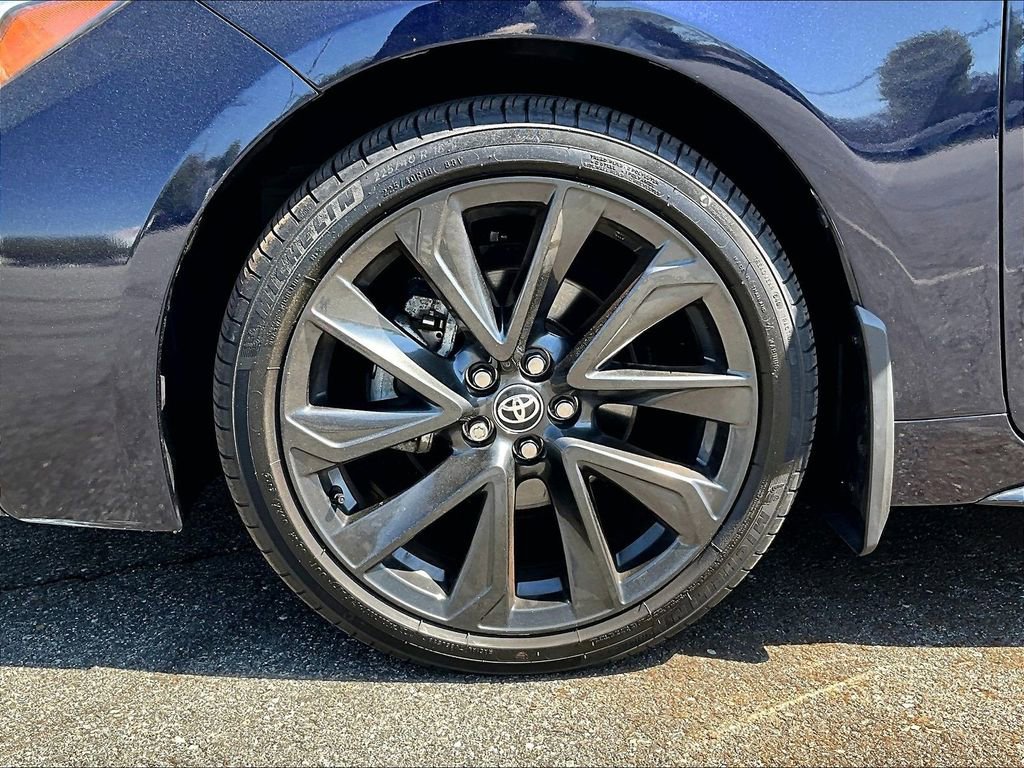 Used 2023 Toyota Corolla SE w/ SE Premium Package FWD image 7