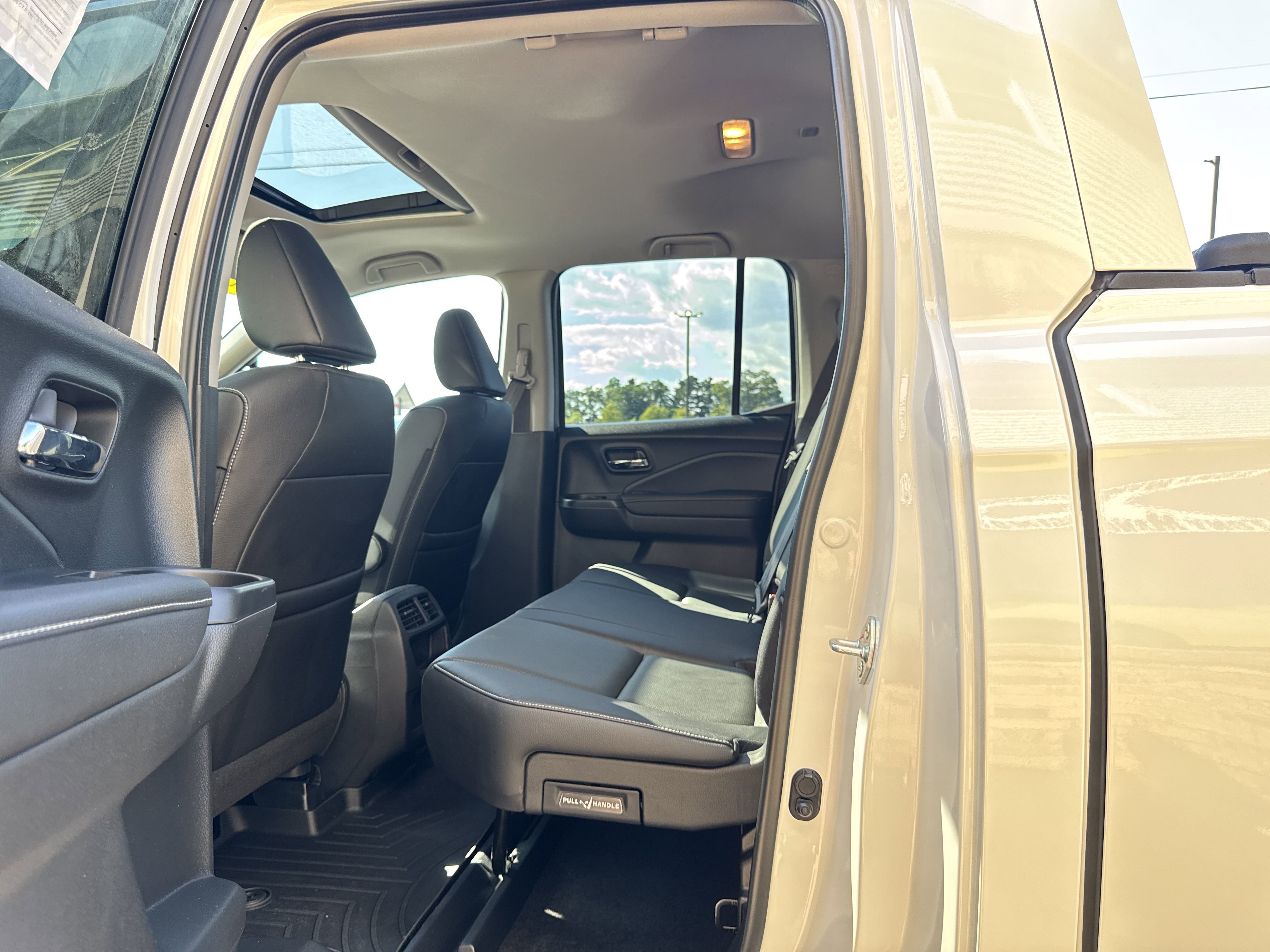 Used 2022 Honda Ridgeline RTL-E image 10