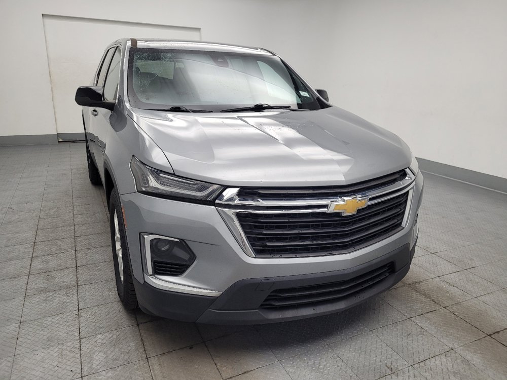 Used 2023 Chevrolet Traverse LS FWD image 14