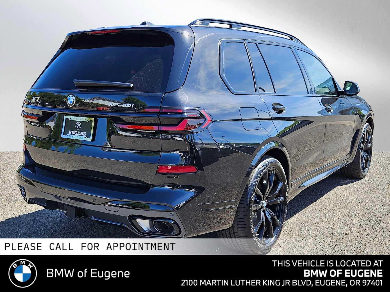 New 2027 BMW X7 xDrive40i w/ M Sport Package AWD/4WD image 3