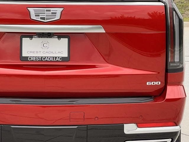New 2026 Cadillac Escalade Platinum Luxury w/ LPO, Radiant Package AWD/4WD image 5