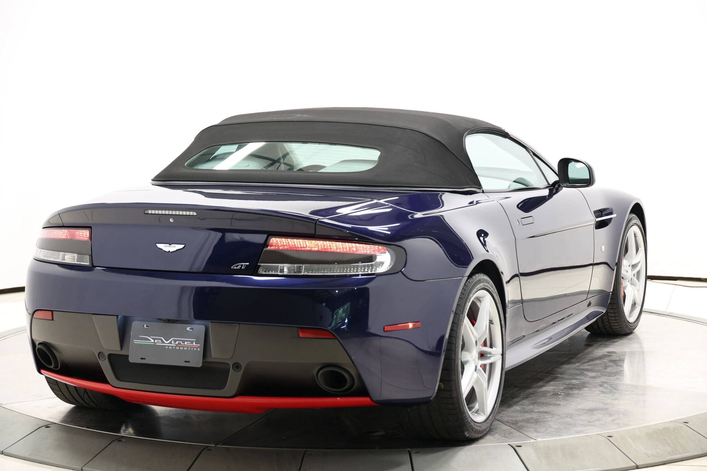 Used 2016 Aston Martin V8 Vantage GT RWD image 89