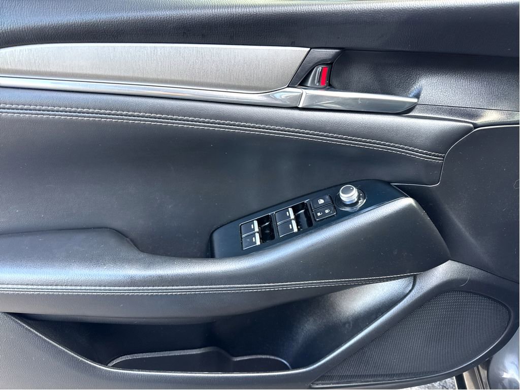 Used 2019 MAZDA MAZDA6 Touring image 11