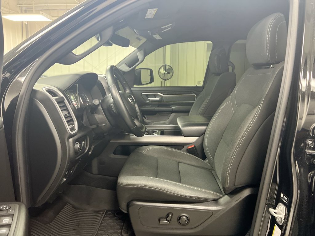 Used 2022 RAM 1500 Big Horn AWD/4WD image 19