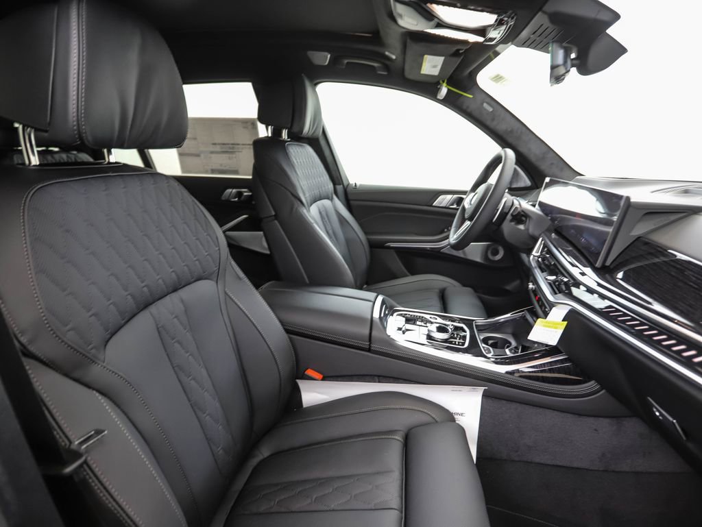 New 2026 BMW X7 M60i image 39