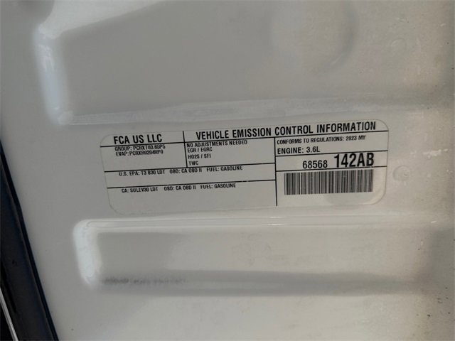 Used 2023 Jeep Grand Cherokee Altitude image 30