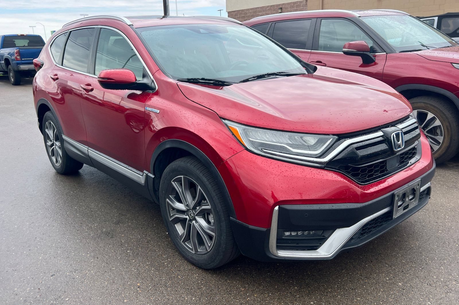 Used 2021 Honda CR-V Touring image 2