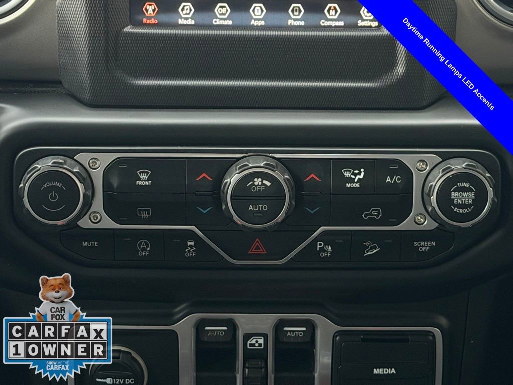 Used 2018 Jeep Wrangler Unlimited Sahara w/ Dual Top Group image 17