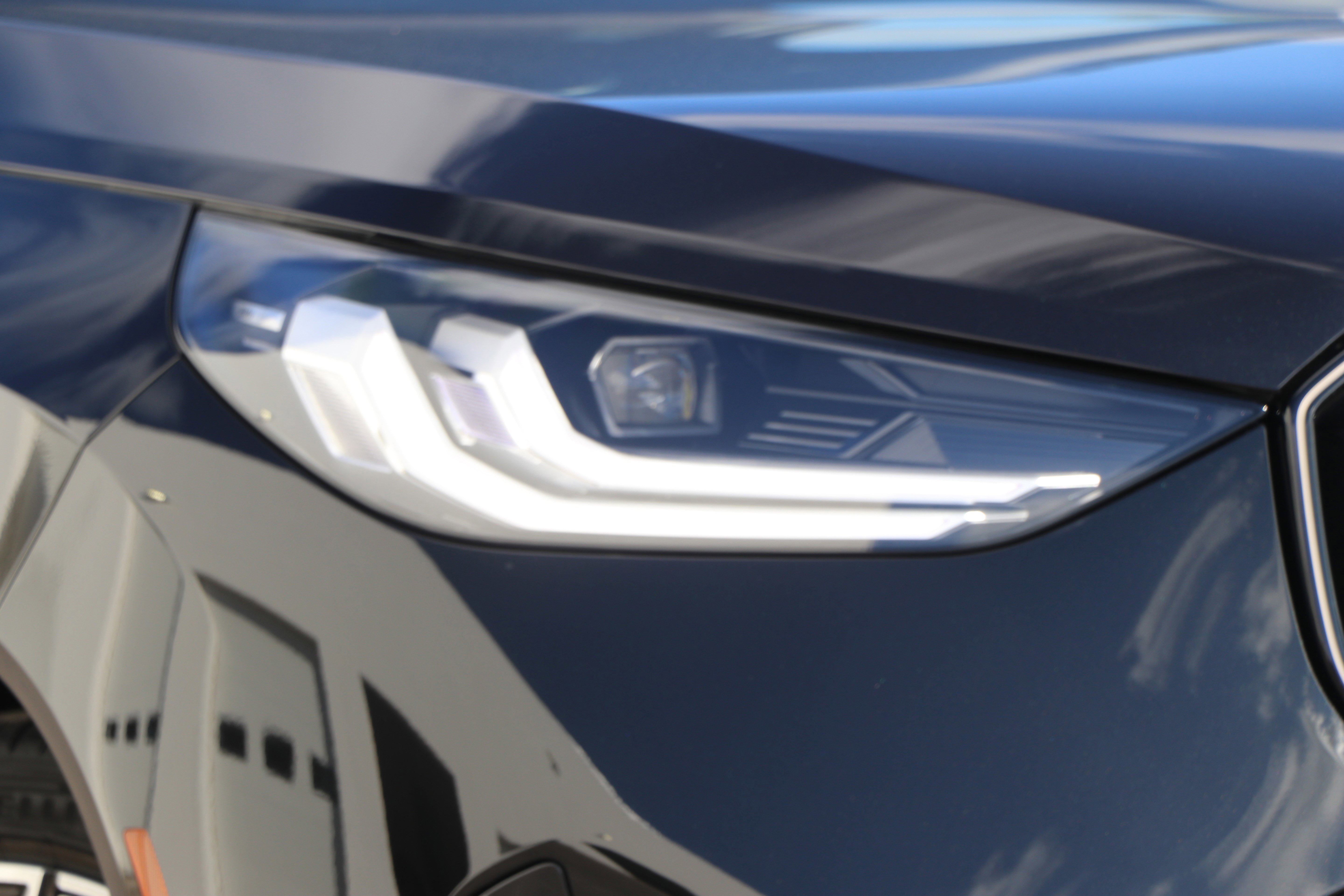 Certified 2025 BMW X3 xDrive30i w/ Premium Package image 5