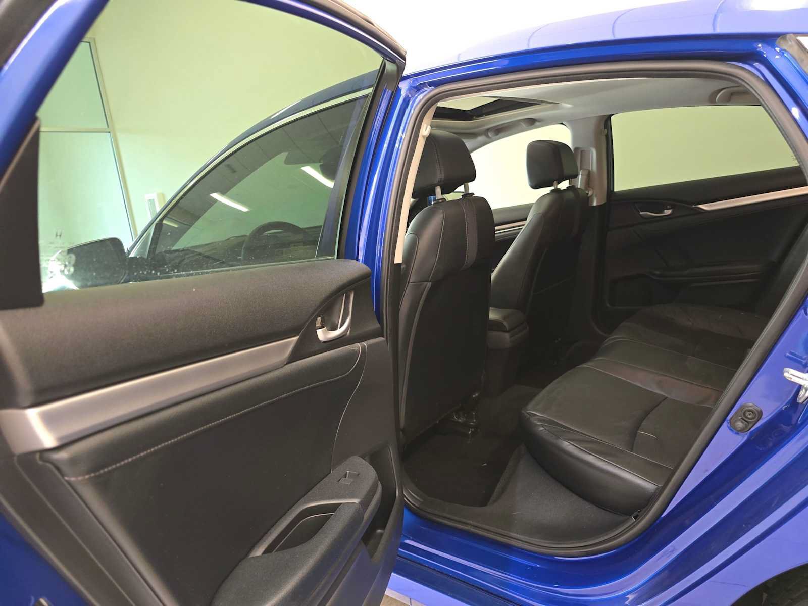 Used 2021 Honda Civic EX-L image 23
