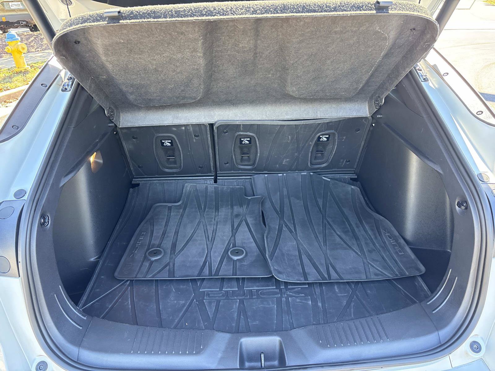 Used 2025 Buick Envista Avenir FWD image 32