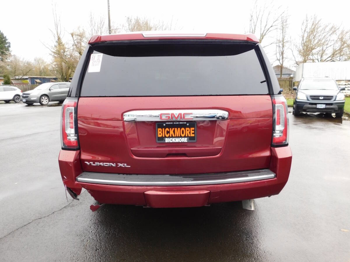 Used 2020 GMC Yukon XL Denali w/ Denali Premium Package image 23