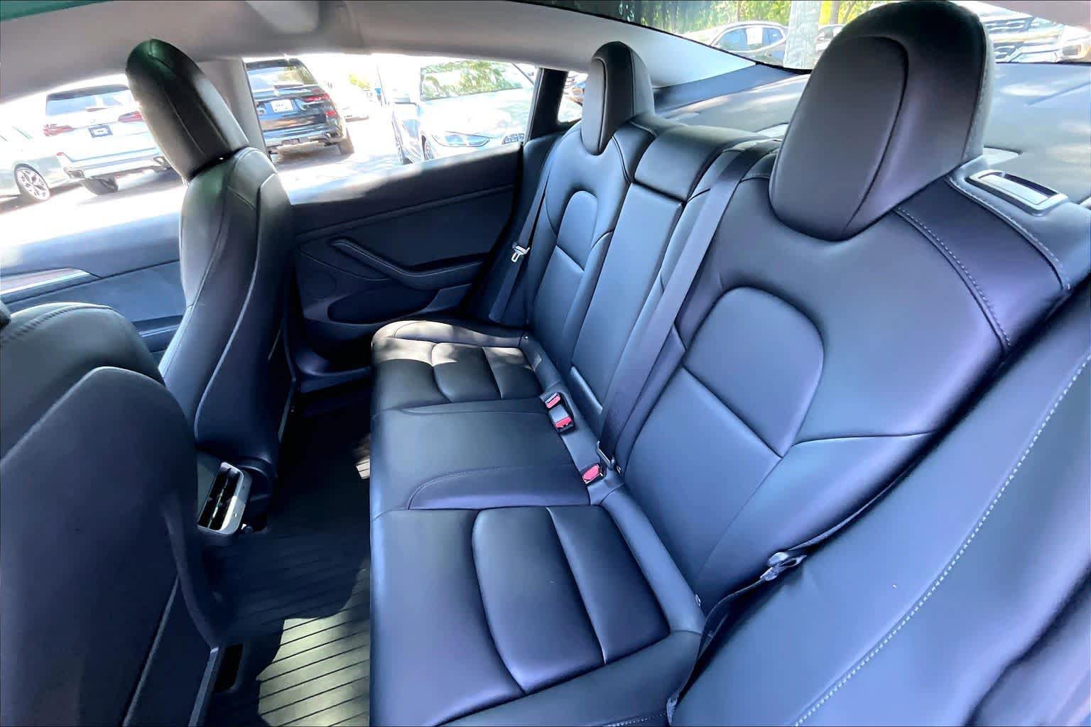 Used 2022 Tesla Model 3 Performance AWD/4WD image 19