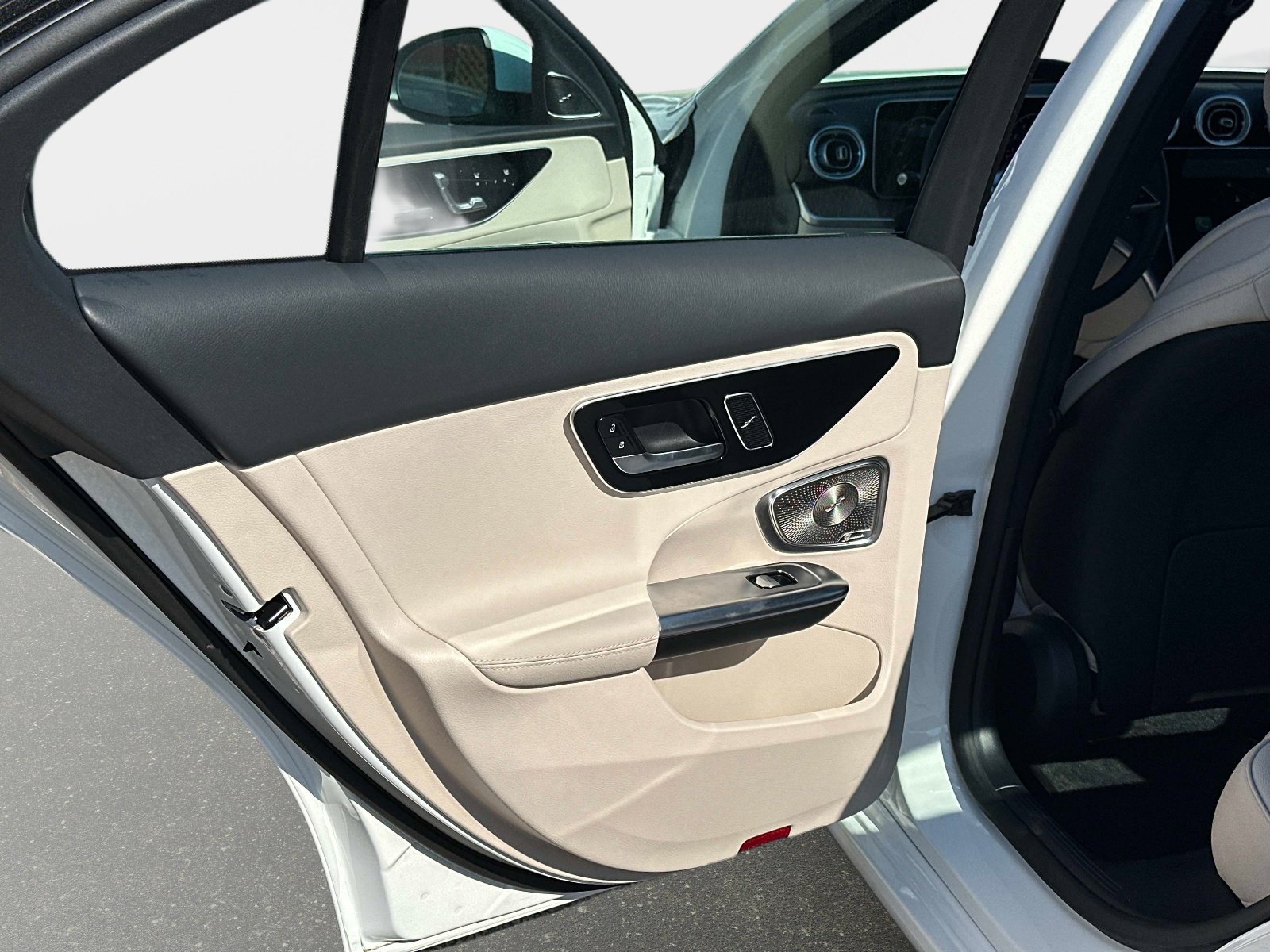 Used 2026 Mercedes-Benz C 300 Sedan image 11