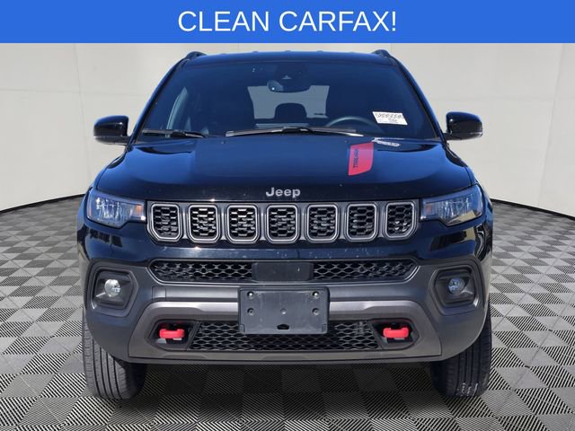 Used 2024 Jeep Compass Trailhawk image 2