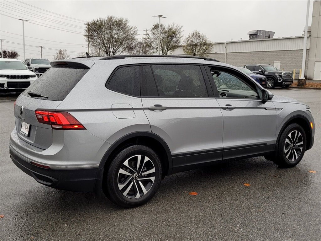 Used 2024 Volkswagen Tiguan S image 3