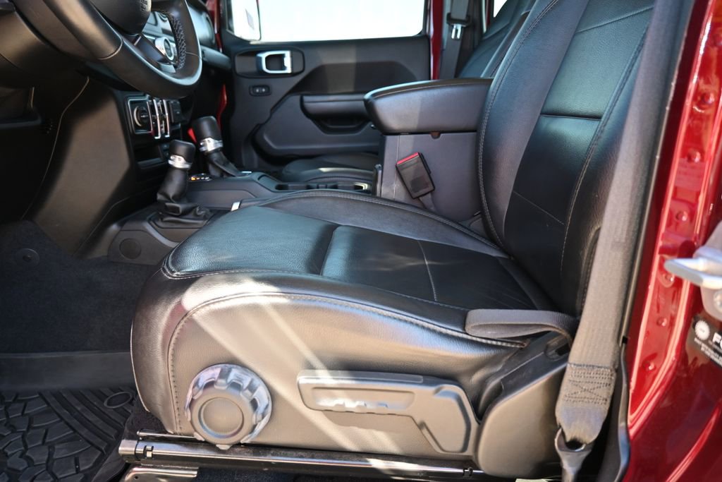 Used 2021 Jeep Gladiator Sport image 14