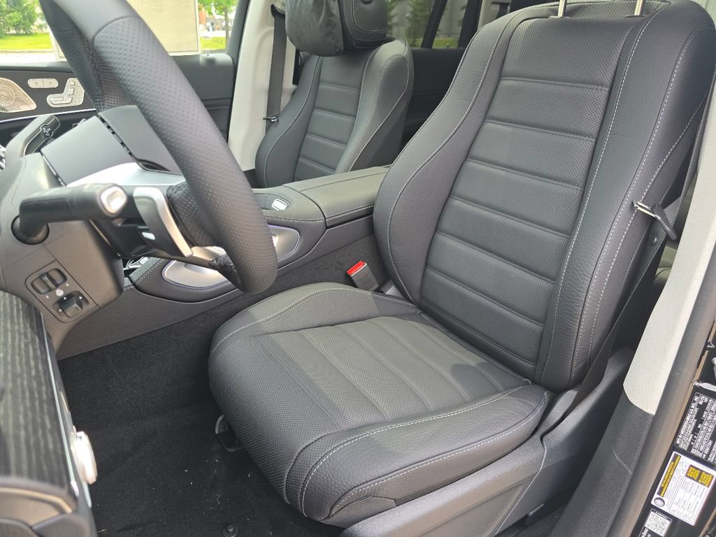 New 2026 Mercedes-Benz GLS 450 4MATIC image 25