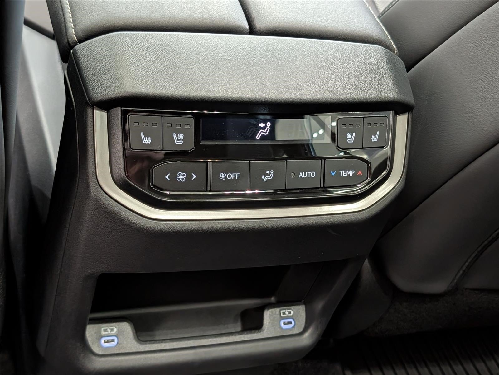 New 2026 Lexus TX 500h AWD w/ Technology Package image 15