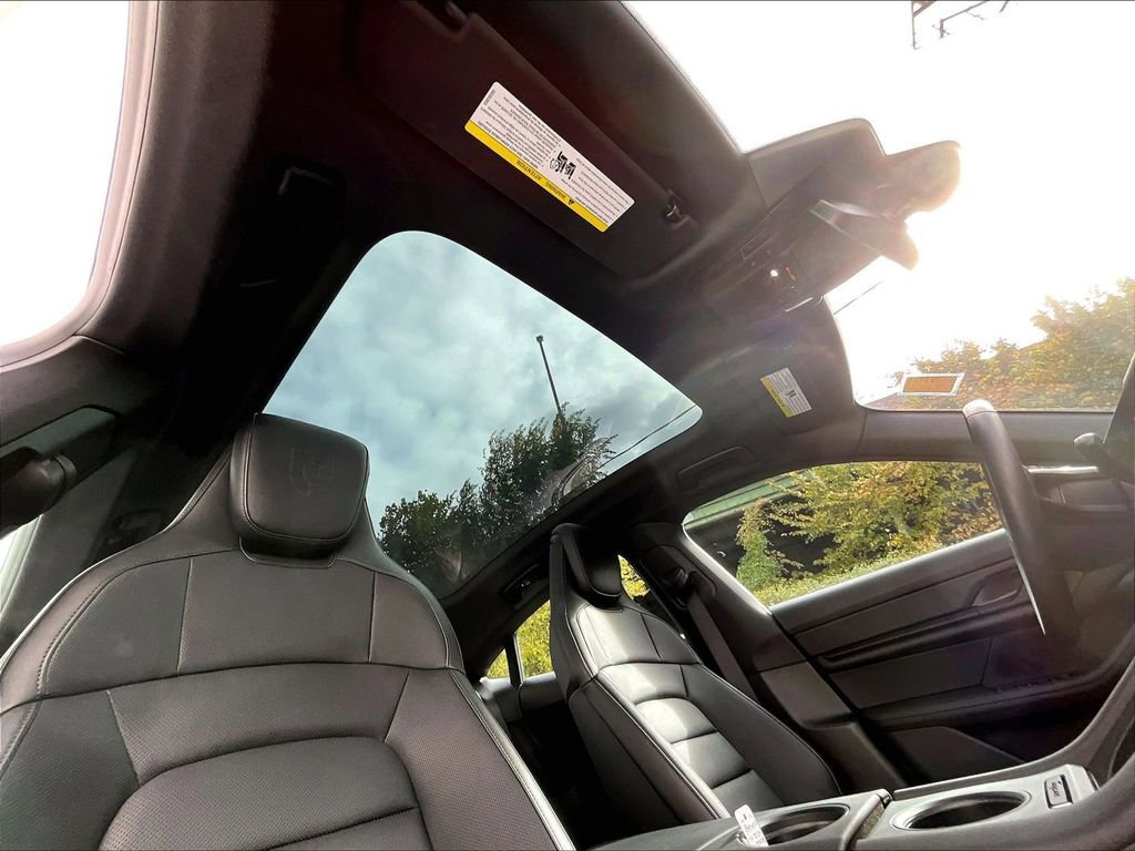 Certified 2024 Porsche Taycan image 27